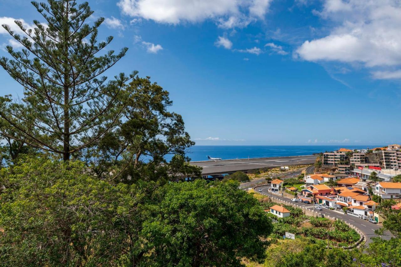 Matur I By An Island Apart Água de Pena 外观 照片